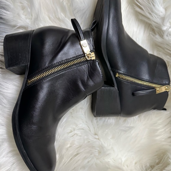 Tommy Hilfiger side zipper block heel booties - Picture 10 of 12
